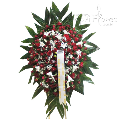 Coroa de Flores com Rosas  e Lírio Branco